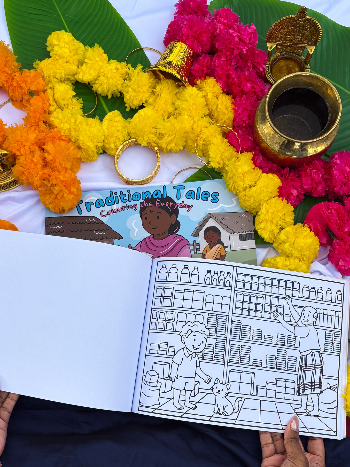 Traditional Tales - Cozy Colouring Book